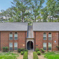 exterior view at Avondale Village located in Decatur, GA